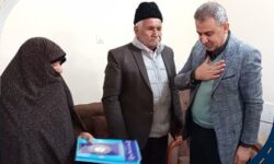 دیدار شهردار شهرضا با مادر شهید علیرضا آقایی