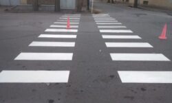 استمرار عملیات خط كشی معابر شهر گلپایگان