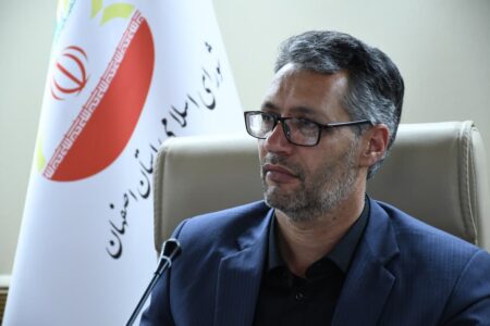 رئیس شورای اسلامی استان اصفهان مطرح کرد: اهمیت تامین بازار و اقلام مصرفی مردم در شرایط بحران/ مردم نباید نگرانی از این بابت داشته باشند