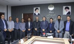 حضور سرزده استاندار اصفهان در جلسه پیگیری پروژه‌های عمرانی قهجاورستان
