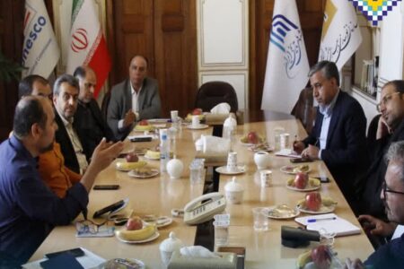 برگزاری نشست دبیران کمیسیون های چهارگانه مجمع شهرهای تاریخی ایران در اصفهان
