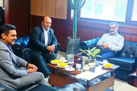دیدار شهردار شهرضا با معاون بانک شهر کشور برای تأمین اعتبار پروژه‌های درآمدزای شهری